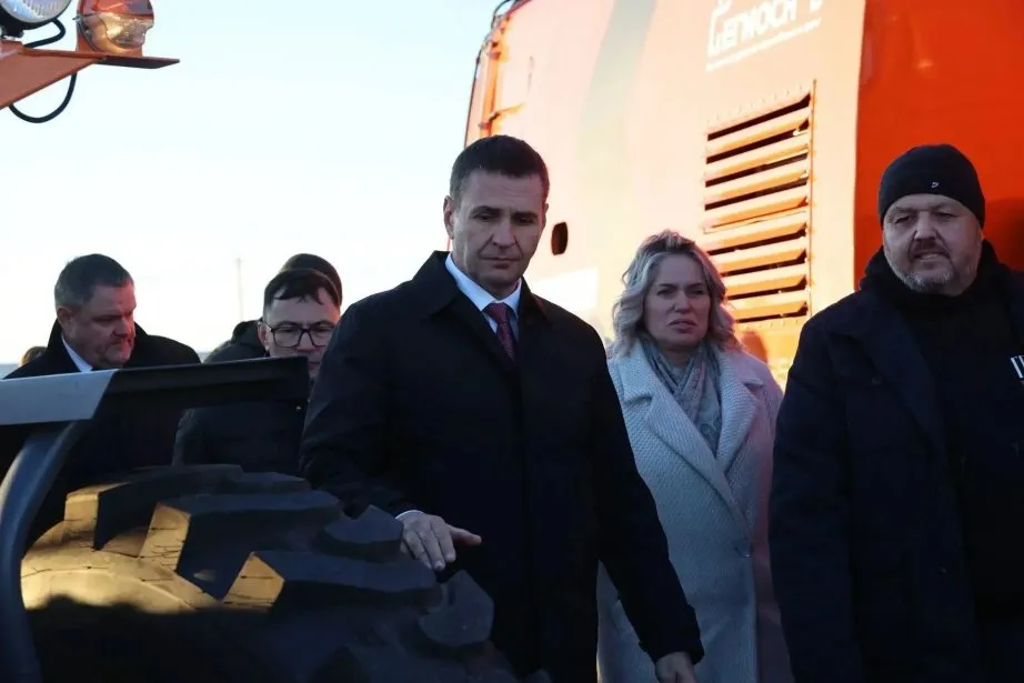 В Хабаровский край поступила новая спецтехника для уборки дорог