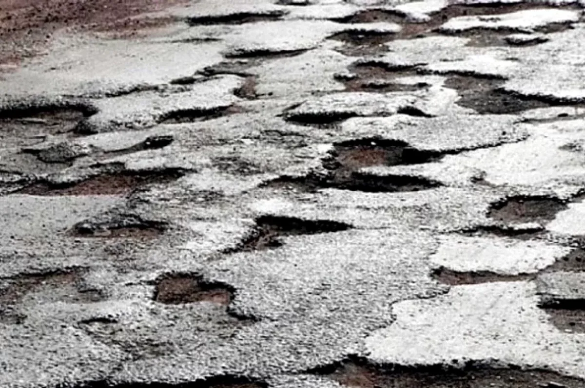 Подрядчика в Комсомольском районе заставили переделать бракованный асфальт