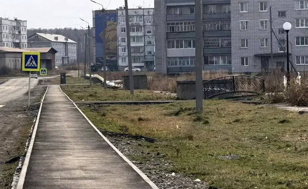 В посёлке Лососина отремонтировали более 900 метров тротуаров